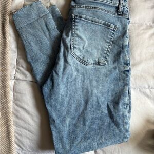 Kut from the Kloth Light Blue Skinny Jeans